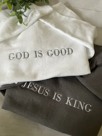 Custom Text Embroidered Sweatshirts Crewneck