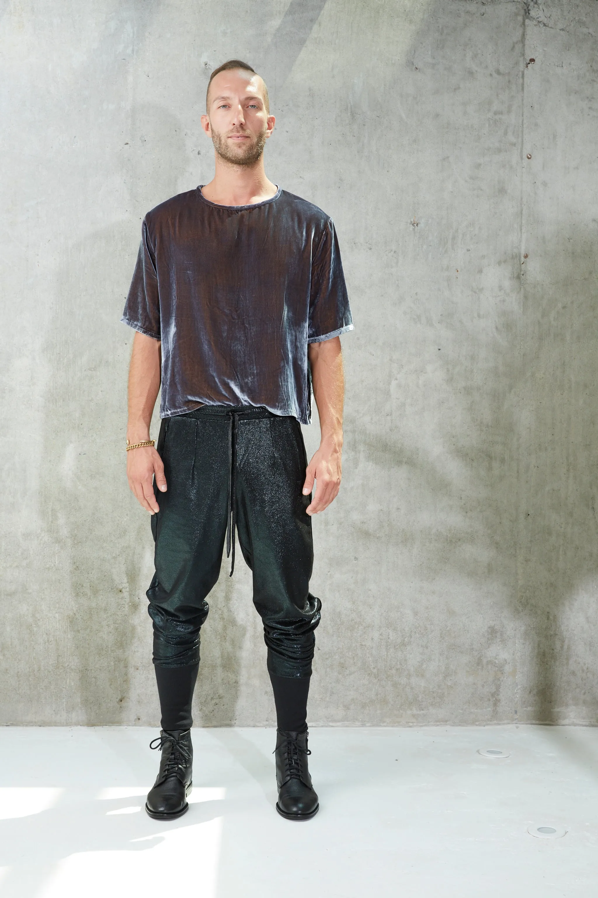 Silk Velvet T - Charcoal